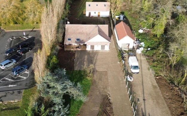 {{brizy_dc_image_alt imageSrc=